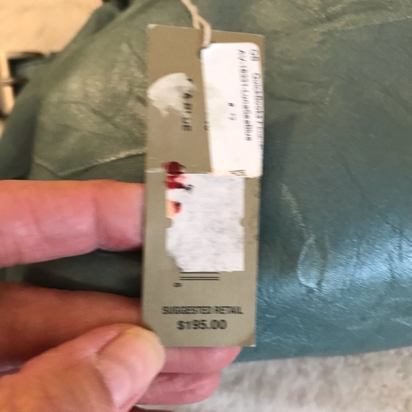 Buttery soft Leather Handbag - Picture 8 of 8